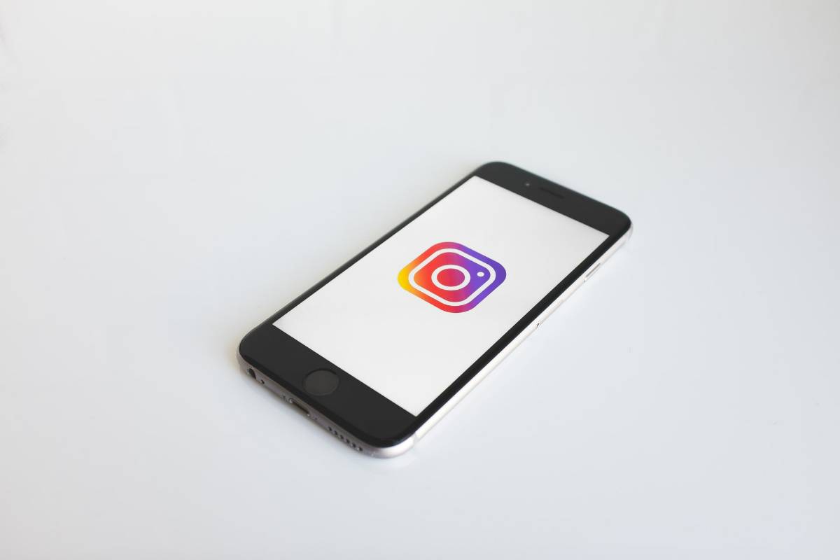 Aprenda como criar biografia para Instagram de brechó